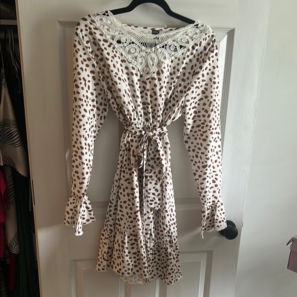 SHEIN White and Black Bell Sleeve Sundress